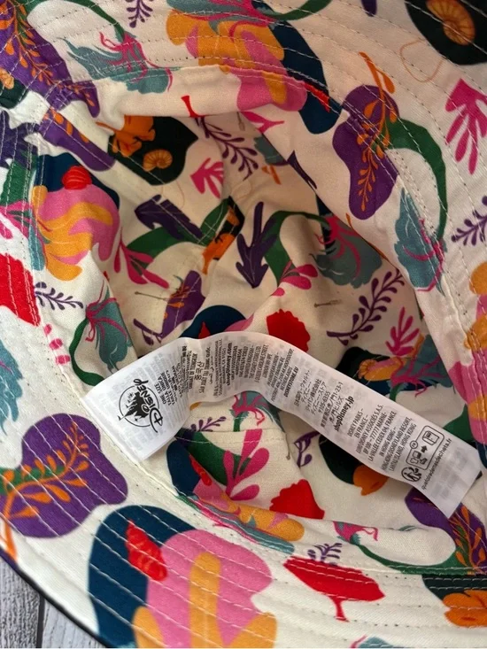 DISNEY The Little Mermaid Reversible Retro Bucket Hat One Size NWT - Picture 5 of 7